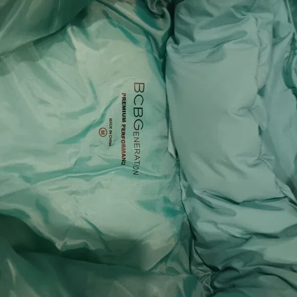 BGBG Generation premium performance teal puffer jacket / Size M - Picture 4 of 8